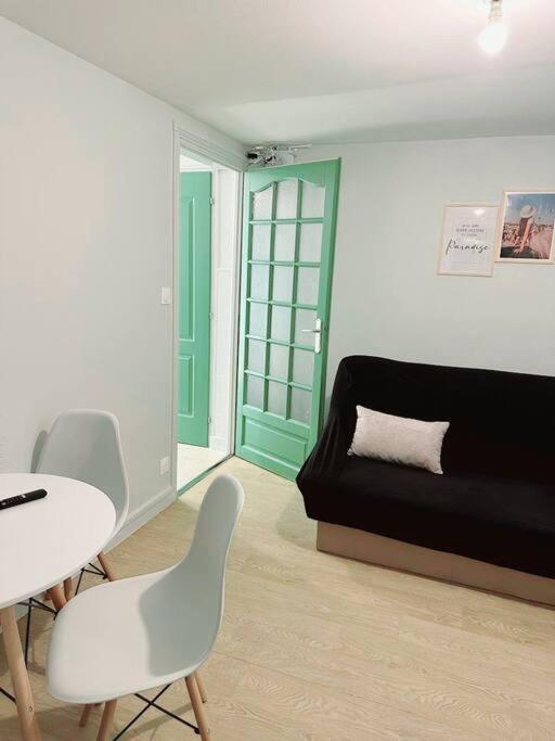 Grand Appartement Peripherie De Paris Et N1 "Appart'6" Пиерфитл-сюр-Сен Екстериор снимка